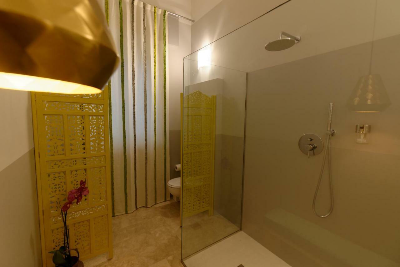 Questa Casa Non E'un Bed & Breakfast