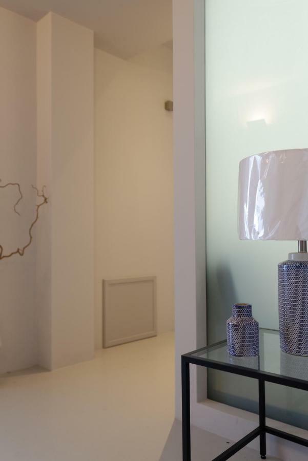 Questa Casa Non E'un